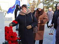 Подвиг героев в сердцах поколений