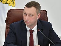 Губернатор Саратовской области поздравил работников местного самоуправления с профессиональным праздником
