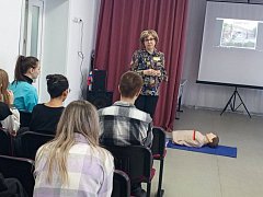 Сотрудники Энгельского мед колледжа провели для озинских учеников профориентационную работу