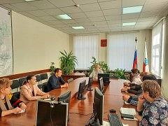 Глава администрации Озинского муниципального района, Антонина Алексеевна Галяшкина провела рабочее совещание с главами муниципальных образований района