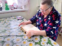 В Комплексном центре социального обслуживания Озинского района стартовала замечательная акция «Книга на дом»