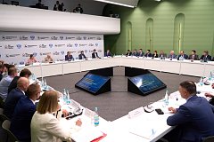 Игорь Буренков обсудил с заместителями глав регионов ПФО реализацию Стратегии государственной национальной политики  