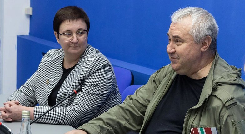 Военкор НТВ встретился с молодежью Саратова