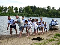 Саратовская команда получила специальный приз на конкурсе «Это у нас семейное» за воссоздание картины Ильи Репина 