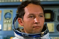 В честь Дня покорения космоса