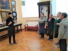 Экскурсия для озинских пенсионеров в Саратовском музее им. А. Н. Радищева
