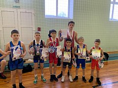 За окном метель,  на татами - жар побед