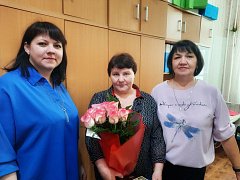 Партии "Единая Россия"  мам героев СВО поздравили с весенним женским праздником