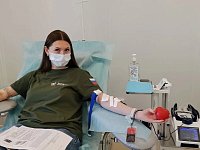 Саратовская молодежь раздала более 1000 ленточек ко Дню РоссииСаратовская молодежь раздала более 1000 ленточек ко Дню России