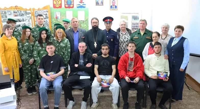 Им надо этот путь пройти и стать достойными сынами