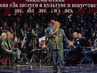 Академический ансамбль песни и пляски Росгвардии с триумфом выступил в Саратове