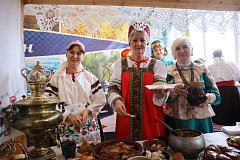 Ты дорог сердцу нашему, район