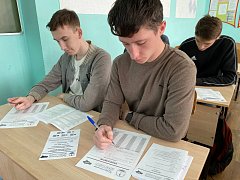 Озинские школьники приняли участие в акции «Избирательный диктант».