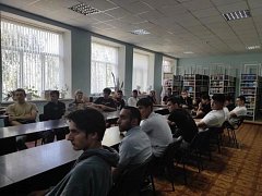 В Озинском техникуме прошла онлайн - конференция, о порядке поступления, прохождения службы по контракту в пограничных органах ФСБ России