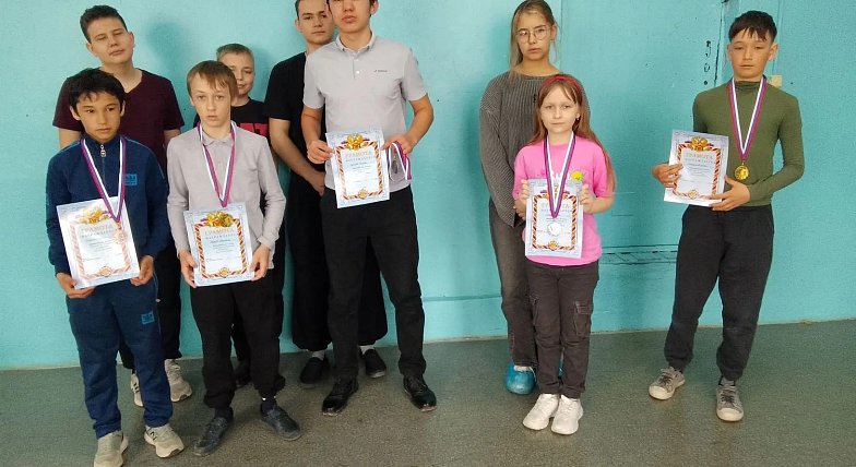 Покорители шахмат  в честь  покорителей космоса