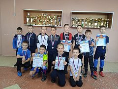 В Озинках прошли соревнования по мини-футболу среди юношей 2014-2015 гг 