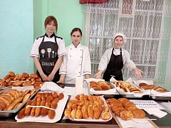 Будущие мастера  показали, чему их научили
