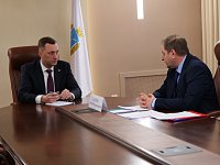 Губернатор Роман Бусаргин встретился  с главой Озинского района Дмитрием Периным