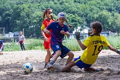 Озинки стали участником Первенства Саратовской области по пляжному футболу среди девочек