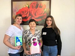 «Серебряный» волонтер КЦСОН Озинского района отметила 75-летний юбилей