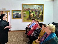 Получатели услуг Комплексного центра социального обслуживания посетили Озинский историко-краеведческий музей.