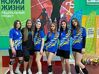 Озинские волейболистки стали участниками  межрайонного турнира по волейболу среди женских команд,