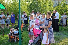 В Озинках прошла праздничная программа «Святые покровители семейного очага»