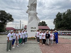 Озинские волонтеры в гостях в Дергачах