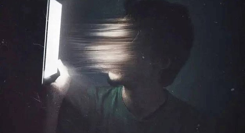 Интернет-ловушки: как дети попадают в сети злоумышленников